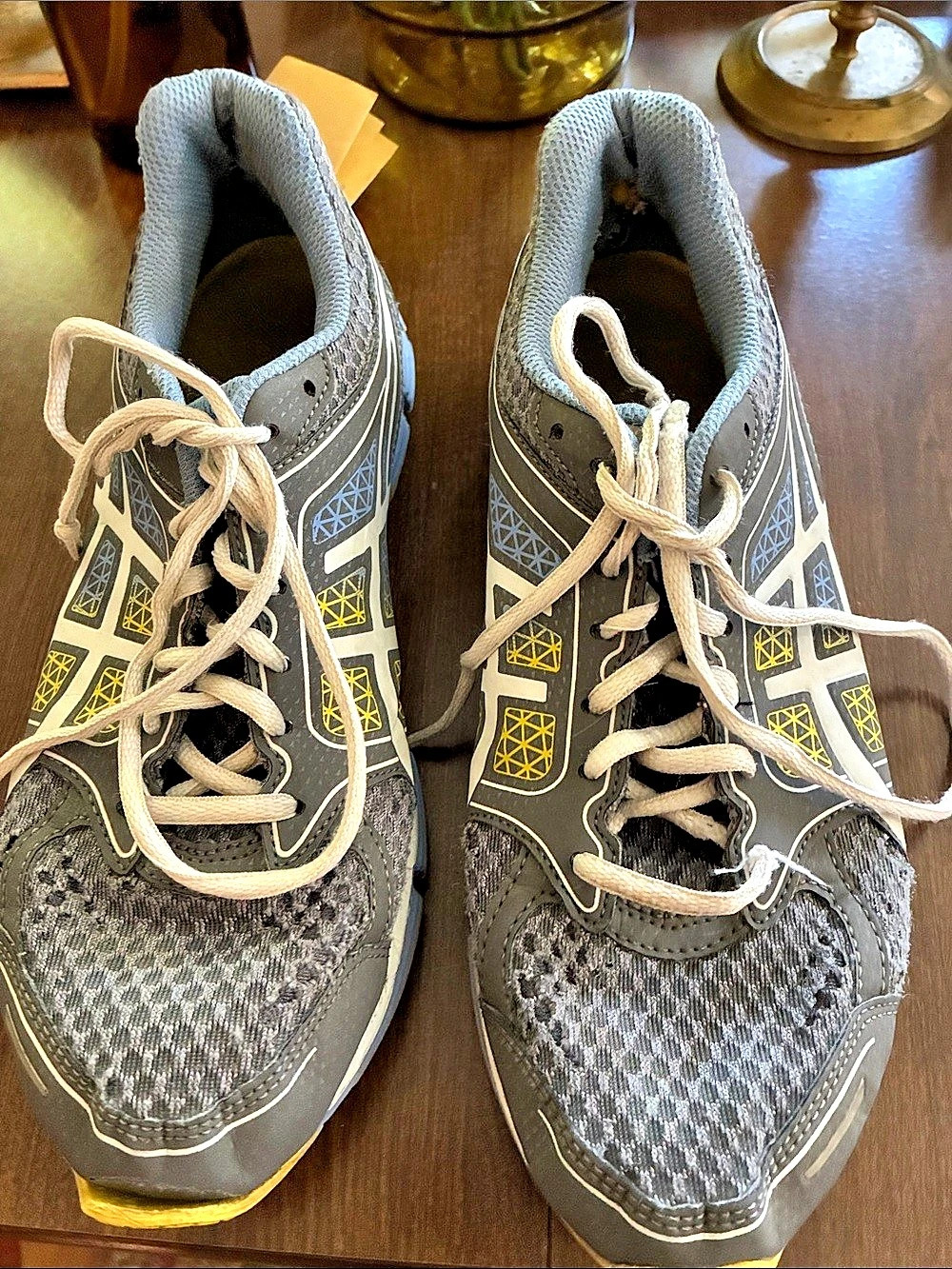 ASICS Gel-Kahana 4 Women's Athletic Shoes US 8.5 Gray Yellow